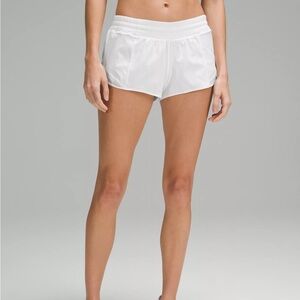 lululemon hotty hot shorts (white)